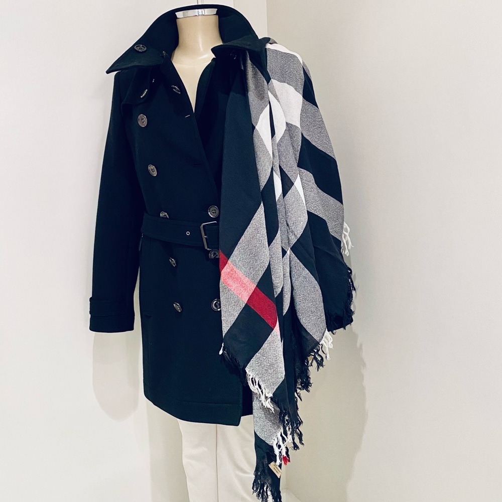 BURBERRY LONDON HOUSR CHECK WRAP / SCARF.
